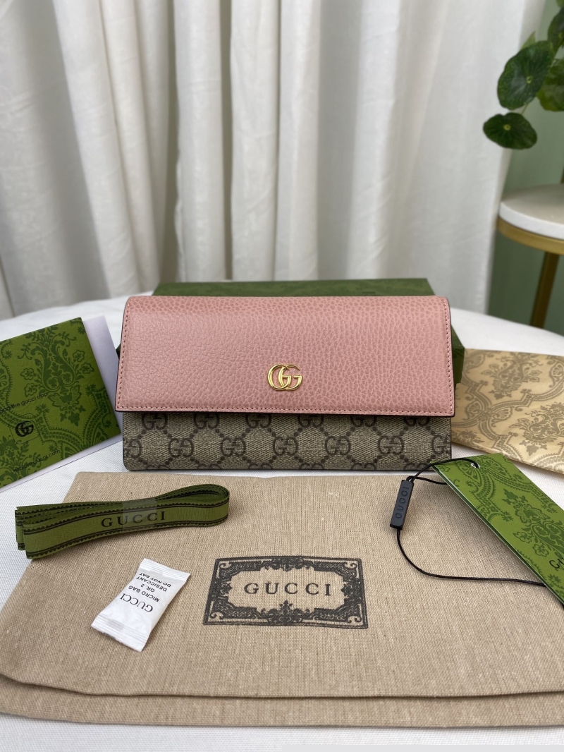 G*u*i wallets & purse